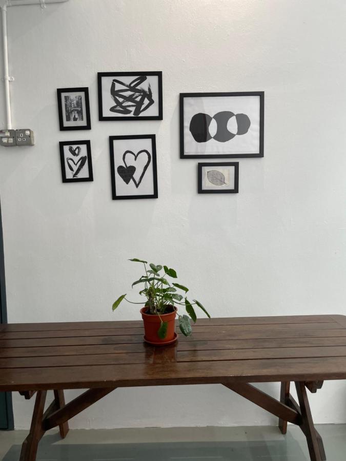Guest House "Feel At Home" Near A Famosa Fortress & Stadhuys Malacca Extérieur photo